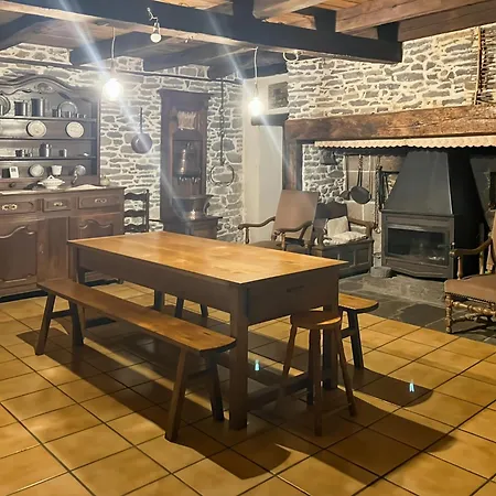 Holiday home Maison Auvergnate A Cote De Salers - 4 - Parking, Garage - Jardin - Salle De Jeux Drugeac